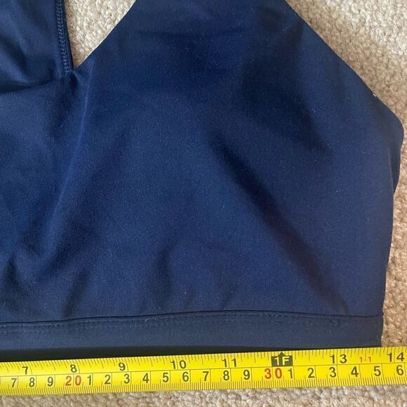 Fabletics Strappy Blue Purple Sports Bra M - Picture 3 of 4